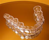 Máng tẩy trắng răng